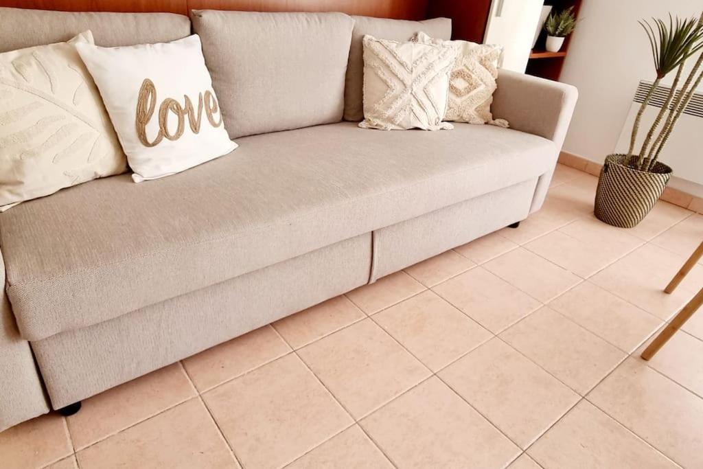 2 Pieces Menton